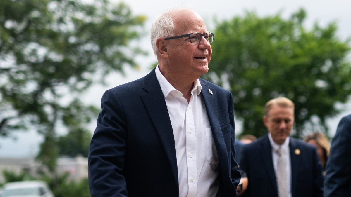 Tim Walz Hailed as 'Excellent' VP Choice for Kamala Harris Online