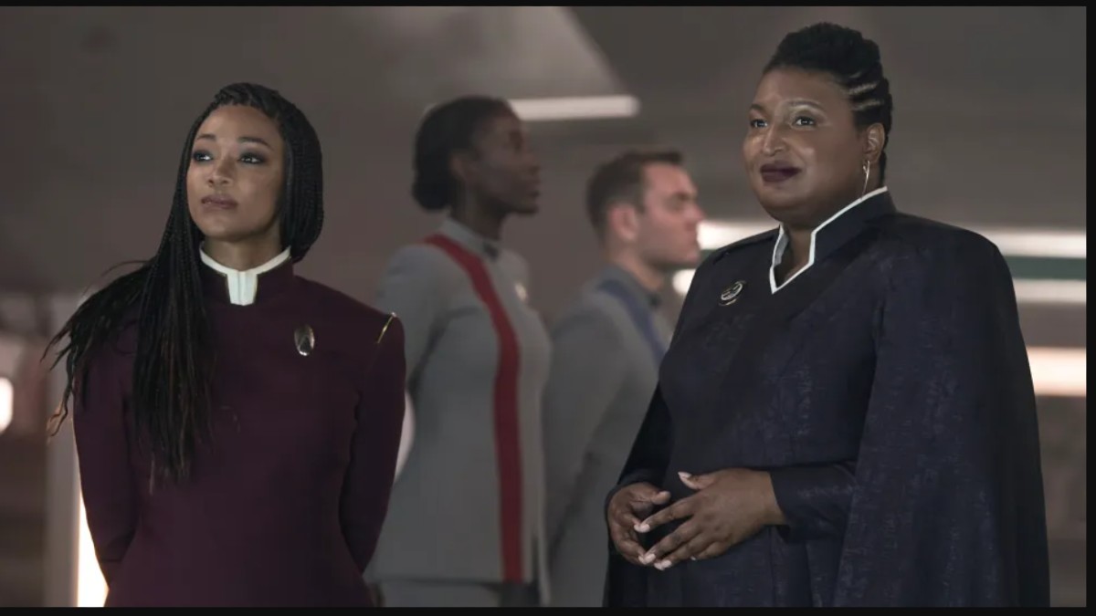 Stacey Abrams to Host ‘Women of Star Trek for Kamala’ Zoom Call Featuring Jeri Ryan, Kate Mulgrew and More