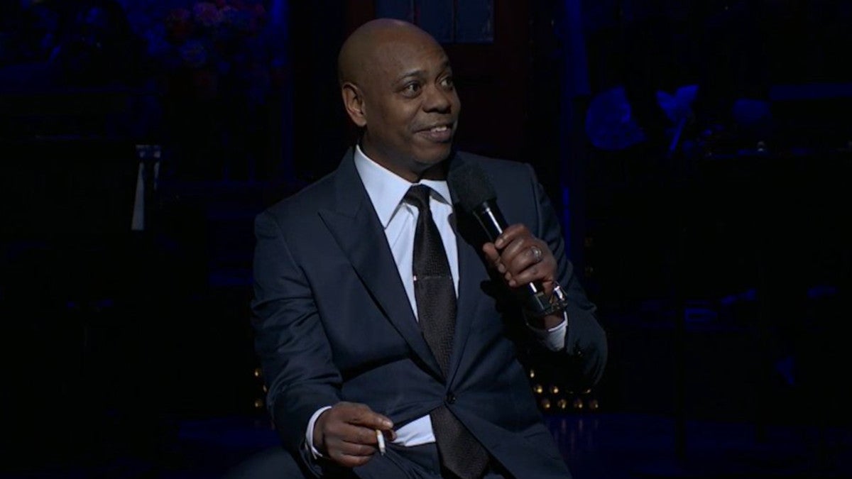 ‘SNL’: Dave Chappelle Pleads With Trump to ‘Do Better This Time,’ Urges Empathy for Palestinians in Monologue