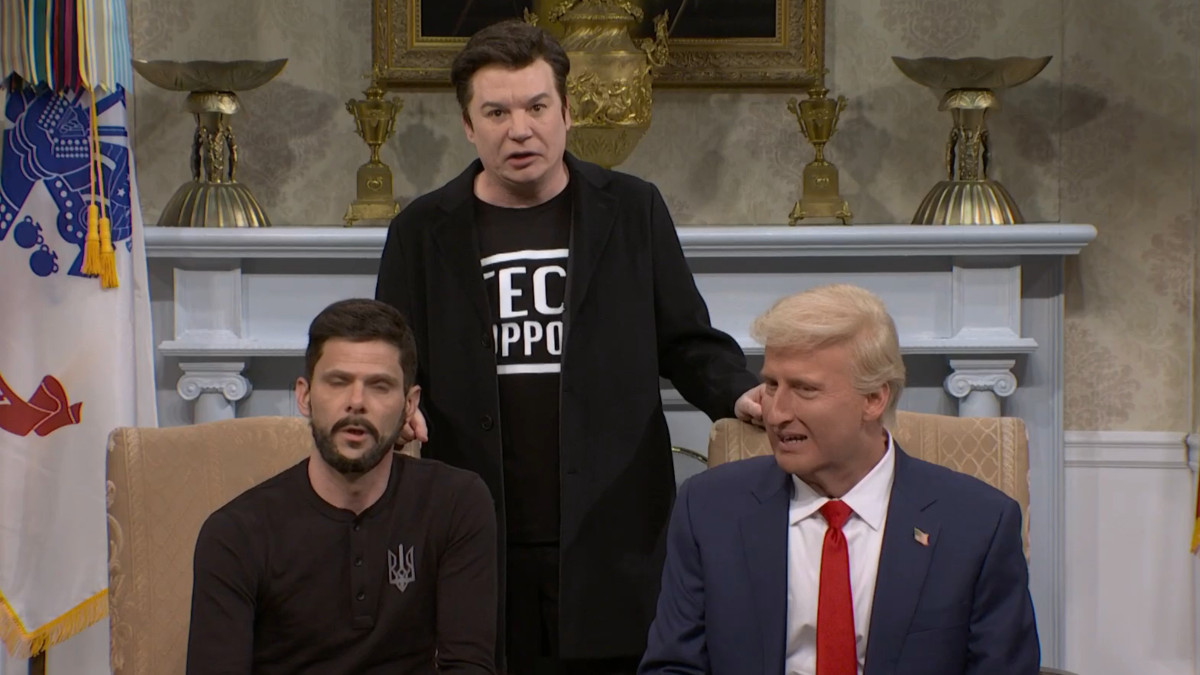 ‘SNL’ Cold Open: Mike Myers Crashes Zelenskyy Meeting as Elon Musk | Video